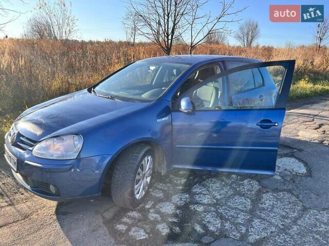 Синий Фольксваген Гольф, объемом двигателя 1.39 л и пробегом 186 тыс. км за 5700 $, фото 3 на Automoto.ua