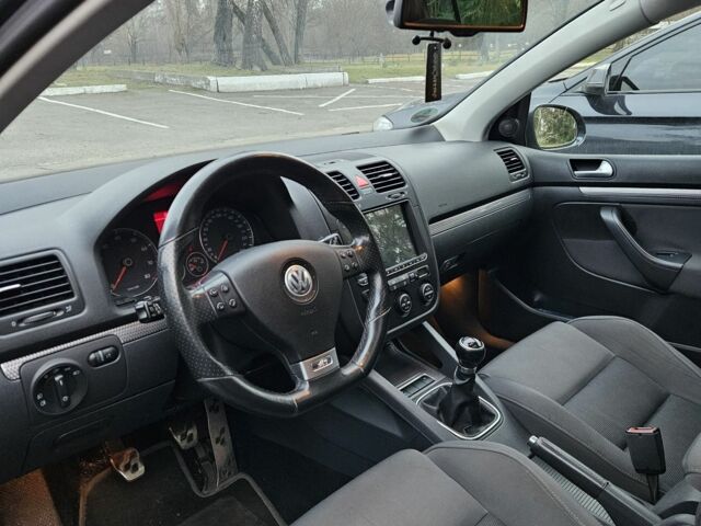 Синий Фольксваген Гольф, объемом двигателя 1.4 л и пробегом 225 тыс. км за 7000 $, фото 5 на Automoto.ua