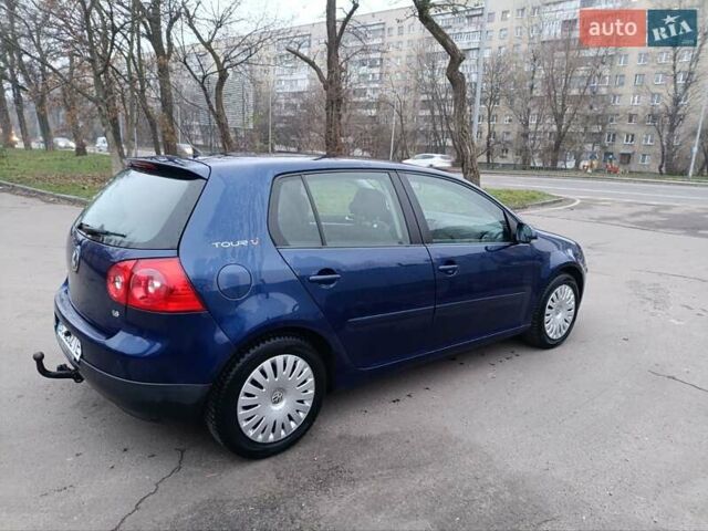 Синій Фольксваген Гольф, об'ємом двигуна 1.6 л та пробігом 200 тис. км за 6750 $, фото 5 на Automoto.ua