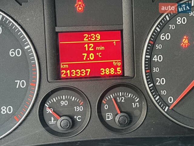 Синий Фольксваген Гольф, объемом двигателя 1.6 л и пробегом 218 тыс. км за 6500 $, фото 19 на Automoto.ua