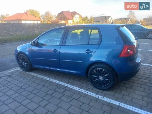 Синий Фольксваген Гольф, объемом двигателя 1.6 л и пробегом 250 тыс. км за 5700 $, фото 9 на Automoto.ua