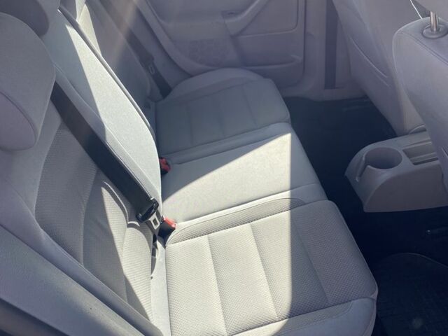 Синий Фольксваген Гольф, объемом двигателя 1.4 л и пробегом 258 тыс. км за 5450 $, фото 20 на Automoto.ua