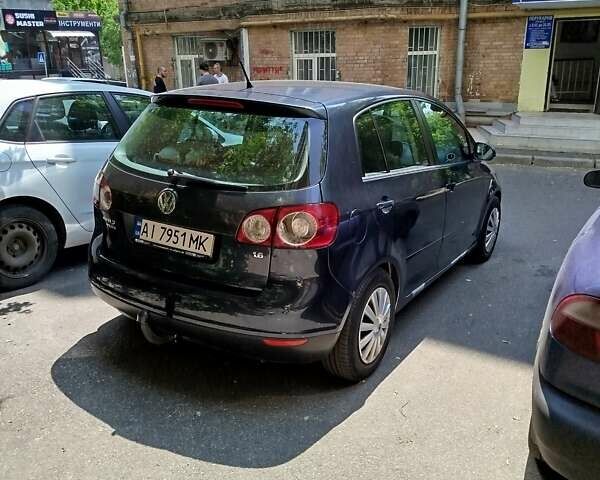 Синий Фольксваген Гольф, объемом двигателя 1.6 л и пробегом 260 тыс. км за 5700 $, фото 6 на Automoto.ua