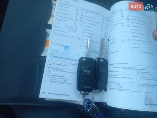Синий Фольксваген Гольф, объемом двигателя 1.6 л и пробегом 250 тыс. км за 5700 $, фото 39 на Automoto.ua