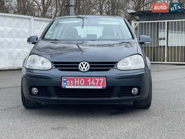 Синий Фольксваген Гольф, объемом двигателя 1.6 л и пробегом 188 тыс. км за 6750 $, фото 4 на Automoto.ua