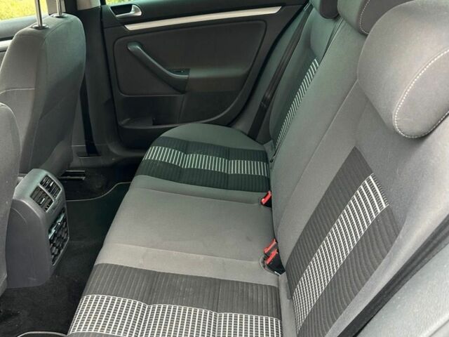 Синій Фольксваген Гольф, об'ємом двигуна 1.6 л та пробігом 200 тис. км за 4999 $, фото 23 на Automoto.ua