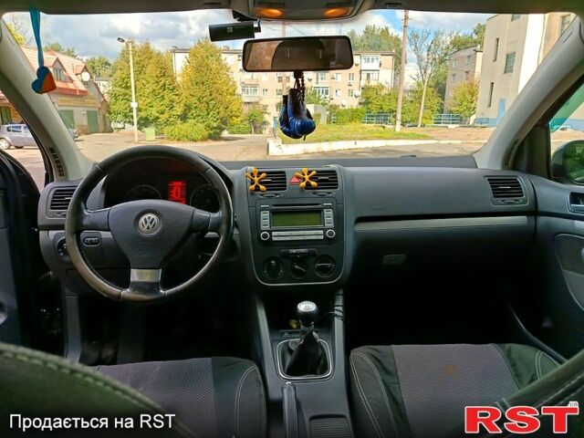 Синій Фольксваген Гольф, об'ємом двигуна 1.4 л та пробігом 380 тис. км за 5000 $, фото 3 на Automoto.ua