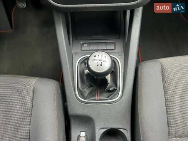 Синий Фольксваген Гольф, объемом двигателя 1.4 л и пробегом 250 тыс. км за 5999 $, фото 23 на Automoto.ua