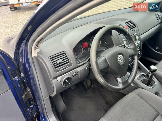 Синій Фольксваген Гольф, об'ємом двигуна 1.6 л та пробігом 161 тис. км за 5300 $, фото 21 на Automoto.ua