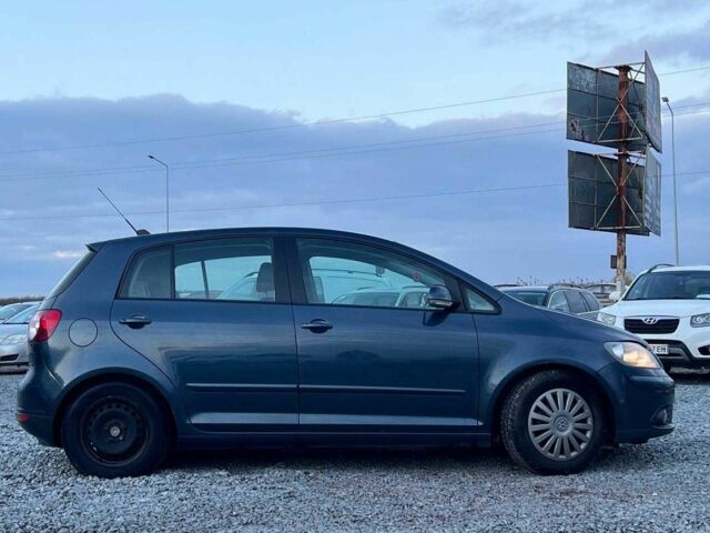 Синий Фольксваген Гольф, объемом двигателя 1.4 л и пробегом 170 тыс. км за 5290 $, фото 10 на Automoto.ua