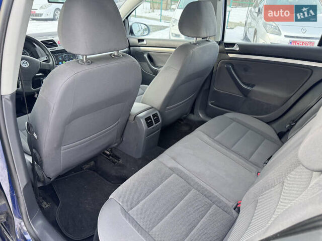 Синій Фольксваген Гольф, об'ємом двигуна 1.4 л та пробігом 240 тис. км за 5790 $, фото 43 на Automoto.ua