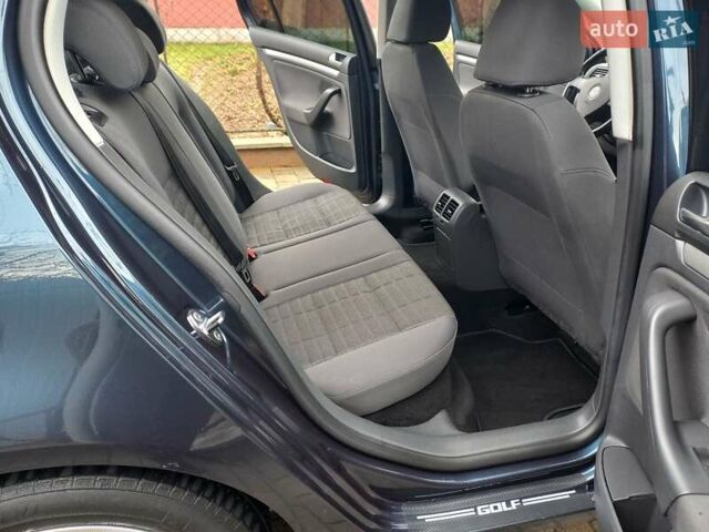 Синий Фольксваген Гольф, объемом двигателя 1.4 л и пробегом 204 тыс. км за 5799 $, фото 20 на Automoto.ua