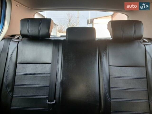 Синий Фольксваген Гольф, объемом двигателя 1.6 л и пробегом 198 тыс. км за 6500 $, фото 14 на Automoto.ua