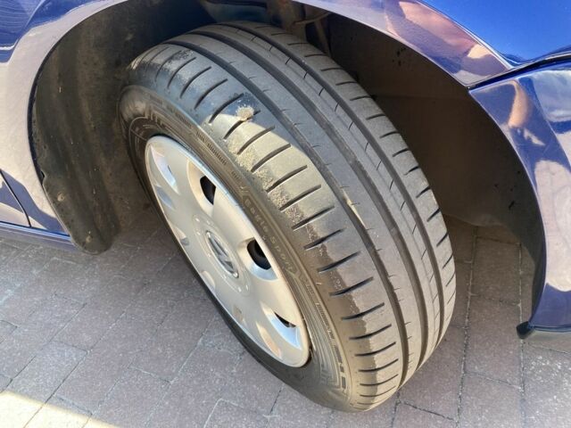 Синий Фольксваген Гольф, объемом двигателя 1.4 л и пробегом 237 тыс. км за 6000 $, фото 5 на Automoto.ua