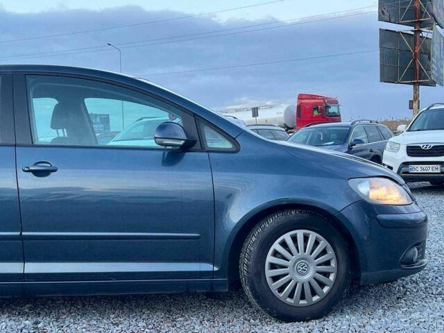 Синий Фольксваген Гольф, объемом двигателя 1.4 л и пробегом 170 тыс. км за 5290 $, фото 11 на Automoto.ua