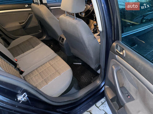 Синій Фольксваген Гольф, об'ємом двигуна 1.6 л та пробігом 239 тис. км за 6300 $, фото 21 на Automoto.ua