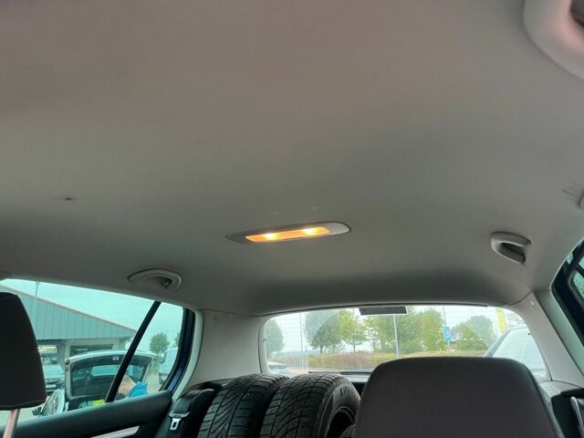 Синій Фольксваген Гольф, об'ємом двигуна 1.6 л та пробігом 200 тис. км за 4999 $, фото 6 на Automoto.ua