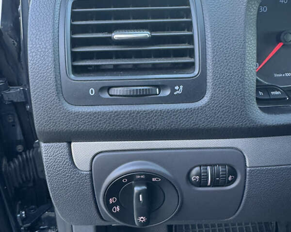 Синій Фольксваген Гольф, об'ємом двигуна 1.4 л та пробігом 185 тис. км за 4799 $, фото 66 на Automoto.ua