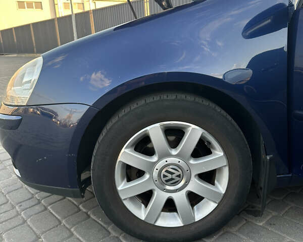 Синий Фольксваген Гольф, объемом двигателя 1.39 л и пробегом 256 тыс. км за 5900 $, фото 17 на Automoto.ua