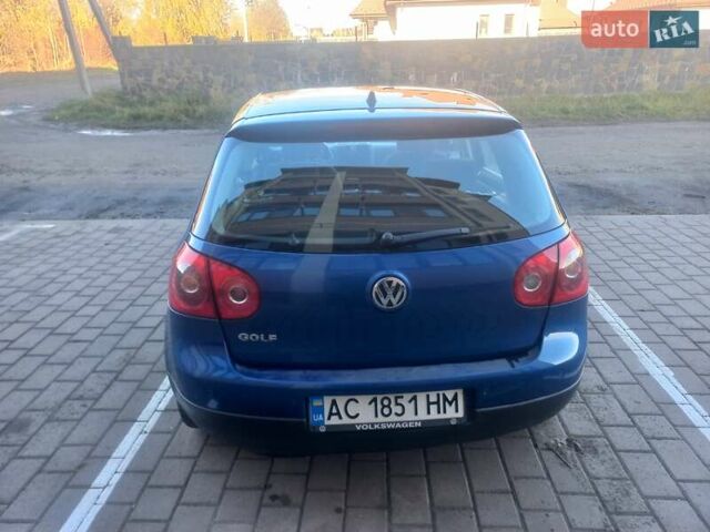 Синий Фольксваген Гольф, объемом двигателя 1.6 л и пробегом 250 тыс. км за 5700 $, фото 12 на Automoto.ua