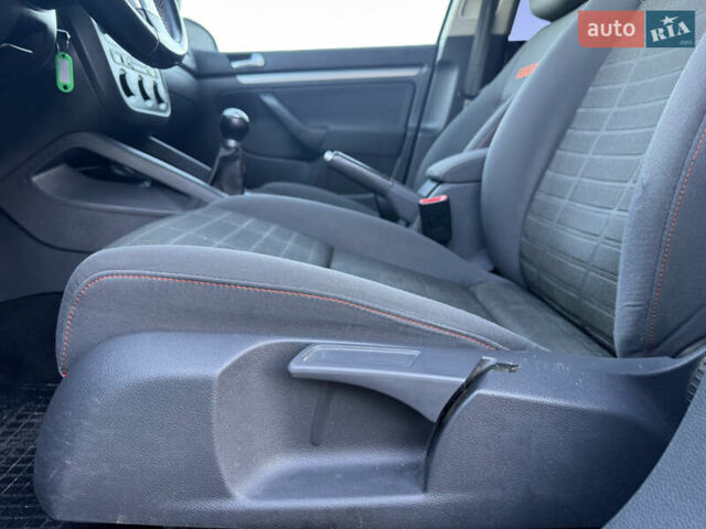 Синій Фольксваген Гольф, об'ємом двигуна 1.4 л та пробігом 185 тис. км за 4799 $, фото 61 на Automoto.ua