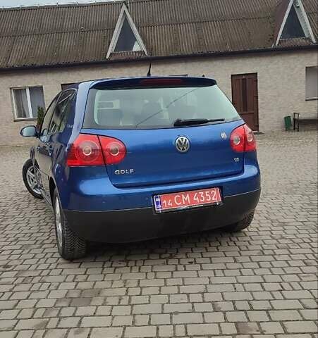 Синій Фольксваген Гольф, об'ємом двигуна 1.6 л та пробігом 227 тис. км за 6300 $, фото 3 на Automoto.ua