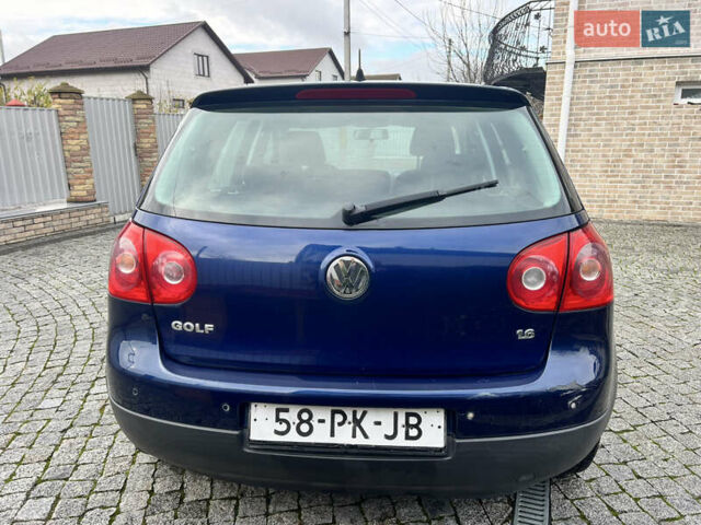 Синій Фольксваген Гольф, об'ємом двигуна 1.6 л та пробігом 161 тис. км за 5300 $, фото 5 на Automoto.ua