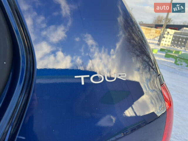 Синий Фольксваген Гольф, объемом двигателя 1.6 л и пробегом 235 тыс. км за 5999 $, фото 39 на Automoto.ua