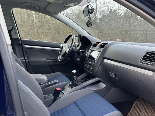 Синій Фольксваген Гольф, об'ємом двигуна 1.4 л та пробігом 176 тис. км за 6200 $, фото 5 на Automoto.ua