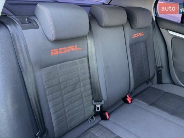 Синий Фольксваген Гольф, объемом двигателя 1.4 л и пробегом 185 тыс. км за 5650 $, фото 43 на Automoto.ua