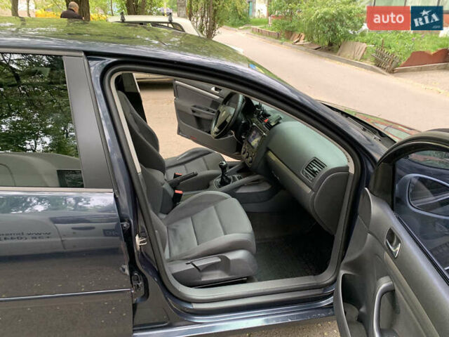 Синій Фольксваген Гольф, об'ємом двигуна 1.6 л та пробігом 230 тис. км за 4200 $, фото 5 на Automoto.ua