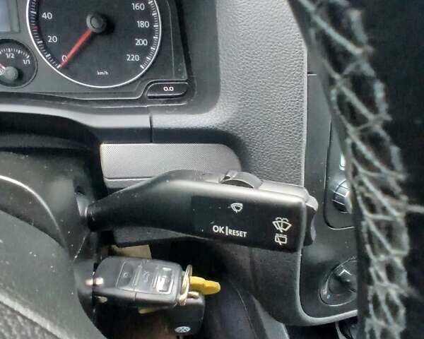 Синий Фольксваген Гольф, объемом двигателя 1.4 л и пробегом 212 тыс. км за 4999 $, фото 38 на Automoto.ua