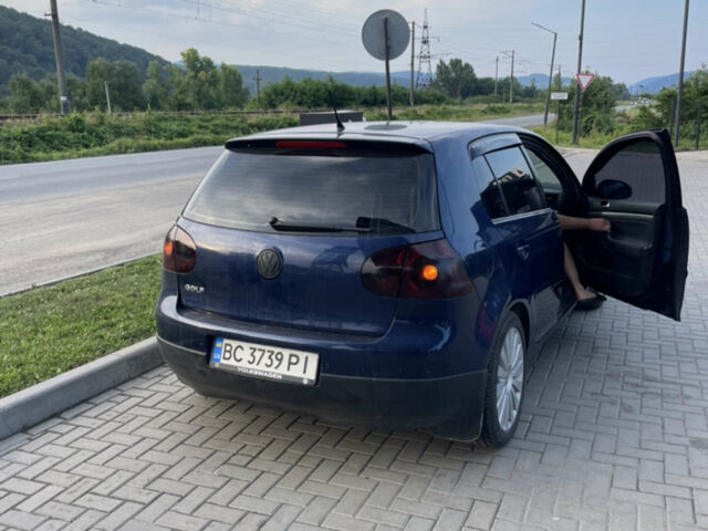 Синій Фольксваген Гольф, об'ємом двигуна 1.39 л та пробігом 240 тис. км за 4158 $, фото 8 на Automoto.ua
