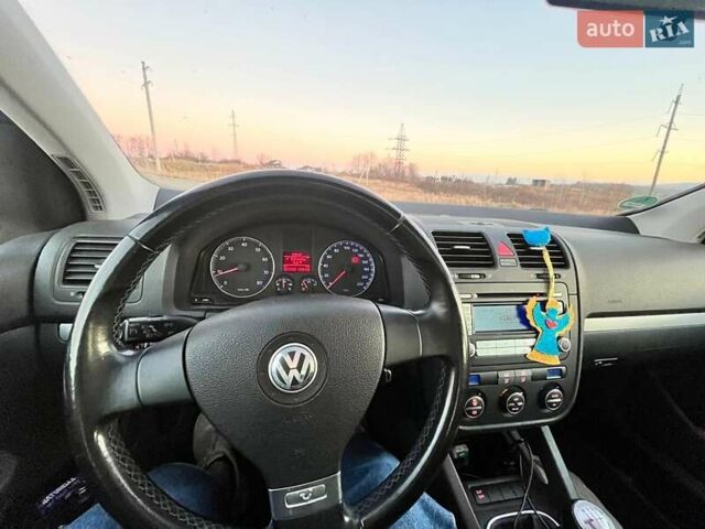 Синий Фольксваген Гольф, объемом двигателя 1.39 л и пробегом 186 тыс. км за 5700 $, фото 19 на Automoto.ua
