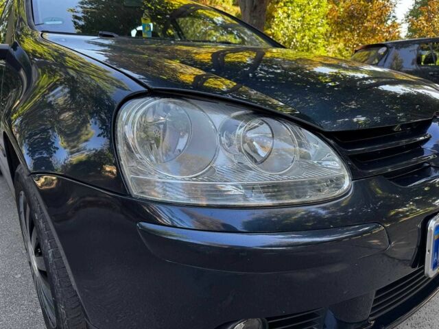 Синий Фольксваген Гольф, объемом двигателя 1.4 л и пробегом 257 тыс. км за 5440 $, фото 3 на Automoto.ua