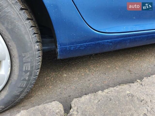 Синий Фольксваген Гольф, объемом двигателя 1.39 л и пробегом 229 тыс. км за 5400 $, фото 12 на Automoto.ua