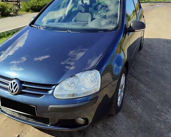 Синий Фольксваген Гольф, объемом двигателя 1.6 л и пробегом 215 тыс. км за 6200 $, фото 2 на Automoto.ua