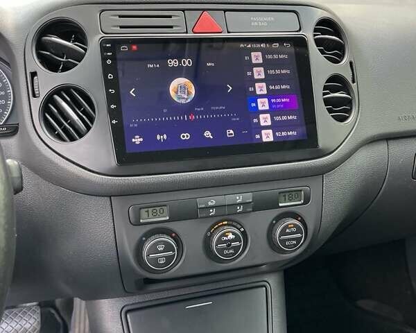 Синий Фольксваген Гольф, объемом двигателя 1.6 л и пробегом 276 тыс. км за 6750 $, фото 14 на Automoto.ua