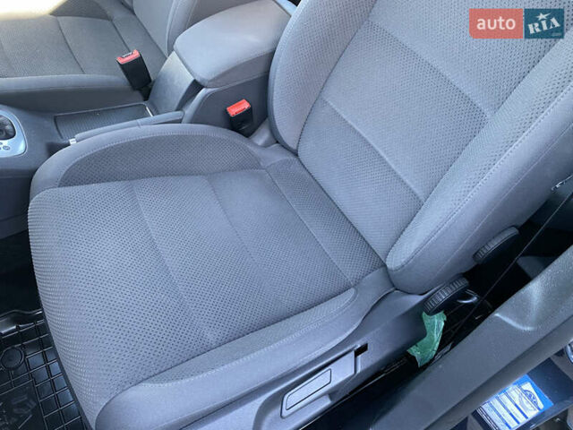 Синий Фольксваген Гольф, объемом двигателя 1.4 л и пробегом 154 тыс. км за 7750 $, фото 35 на Automoto.ua