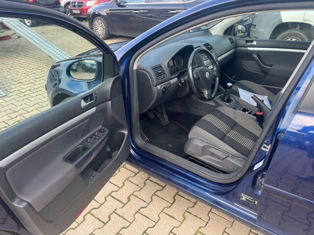 Синій Фольксваген Гольф, об'ємом двигуна 1.6 л та пробігом 200 тис. км за 4999 $, фото 20 на Automoto.ua