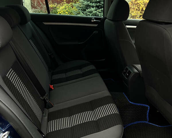 Синий Фольксваген Гольф, объемом двигателя 1.6 л и пробегом 178 тыс. км за 6500 $, фото 20 на Automoto.ua