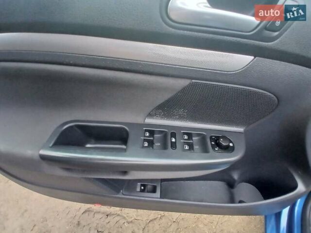 Синий Фольксваген Гольф, объемом двигателя 1.4 л и пробегом 212 тыс. км за 4999 $, фото 18 на Automoto.ua