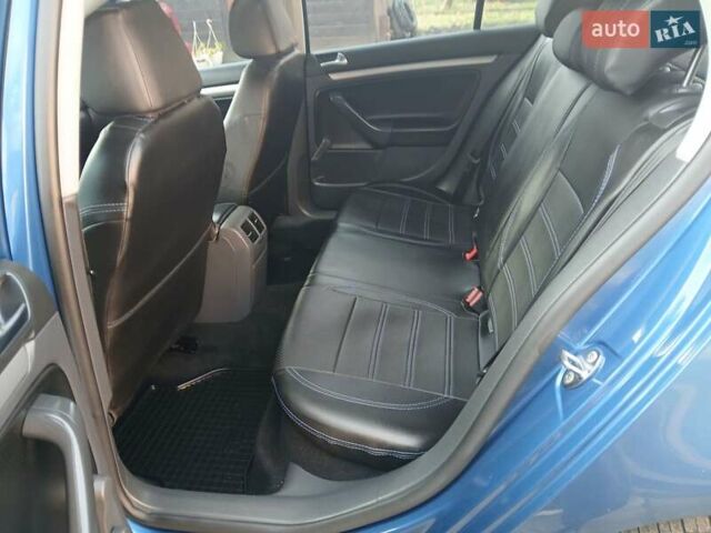 Синий Фольксваген Гольф, объемом двигателя 1.6 л и пробегом 198 тыс. км за 6500 $, фото 15 на Automoto.ua