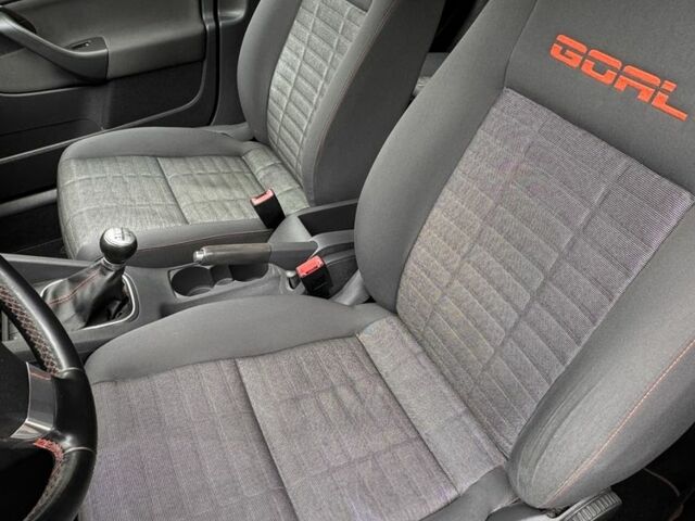 Синій Фольксваген Гольф, об'ємом двигуна 1.4 л та пробігом 237 тис. км за 6100 $, фото 17 на Automoto.ua