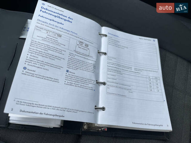 Синий Фольксваген Гольф, объемом двигателя 1.6 л и пробегом 188 тыс. км за 6750 $, фото 48 на Automoto.ua