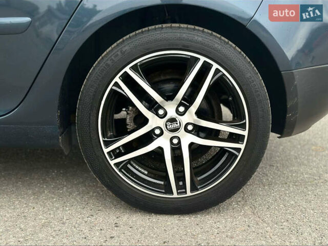 Синий Фольксваген Гольф, объемом двигателя 1.4 л и пробегом 210 тыс. км за 6600 $, фото 6 на Automoto.ua