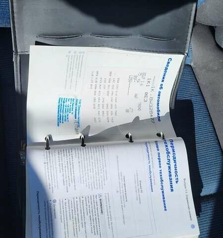 Синій Фольксваген Гольф, об'ємом двигуна 1.6 л та пробігом 330 тис. км за 6900 $, фото 43 на Automoto.ua