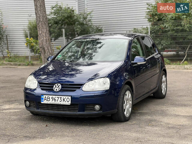 Синий Фольксваген Гольф, объемом двигателя 1.6 л и пробегом 237 тыс. км за 6700 $, фото 1 на Automoto.ua