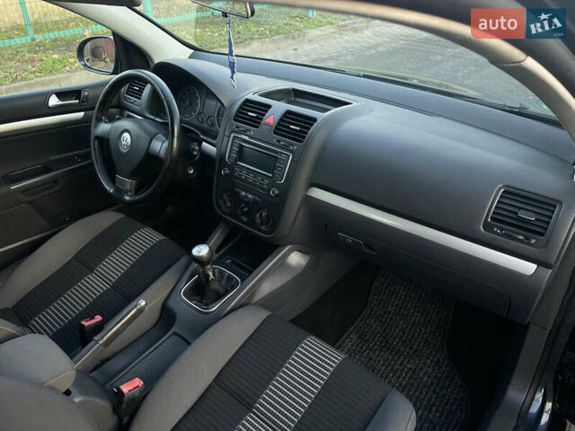 Синий Фольксваген Гольф, объемом двигателя 1.4 л и пробегом 228 тыс. км за 5499 $, фото 31 на Automoto.ua