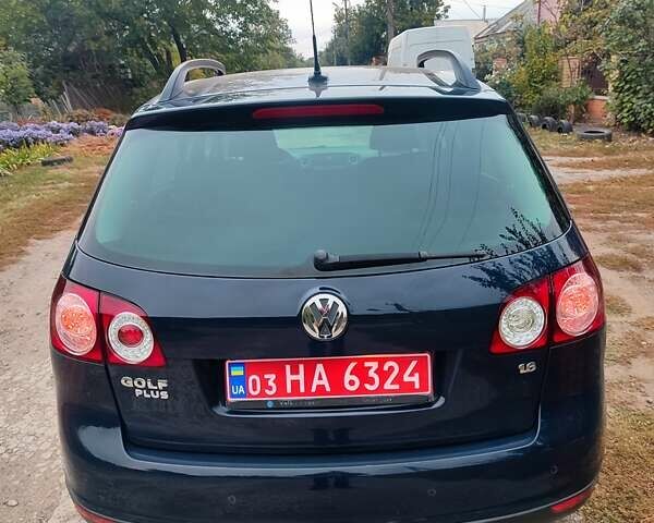 Синий Фольксваген Гольф, объемом двигателя 1.6 л и пробегом 219 тыс. км за 6800 $, фото 8 на Automoto.ua
